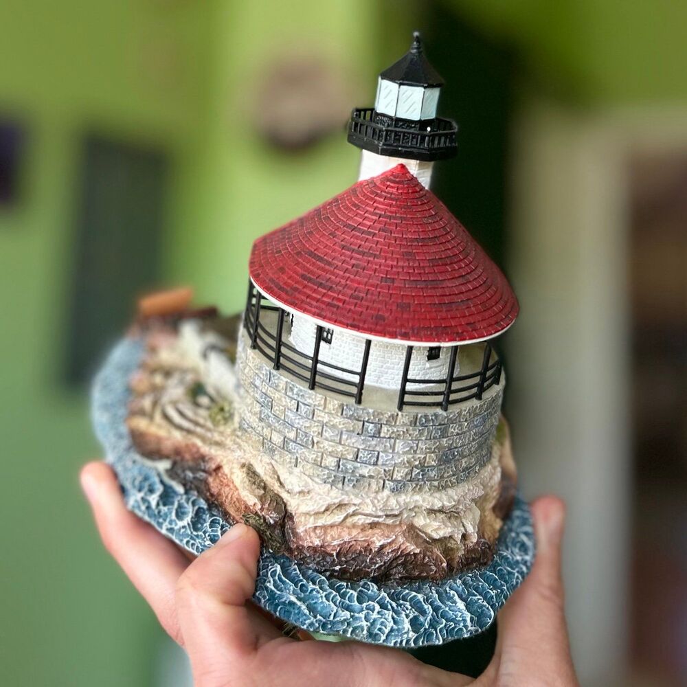 Vintage Textured + Detailed Lighthouse on Coast Home Decor Accent - Picture 6 of 12